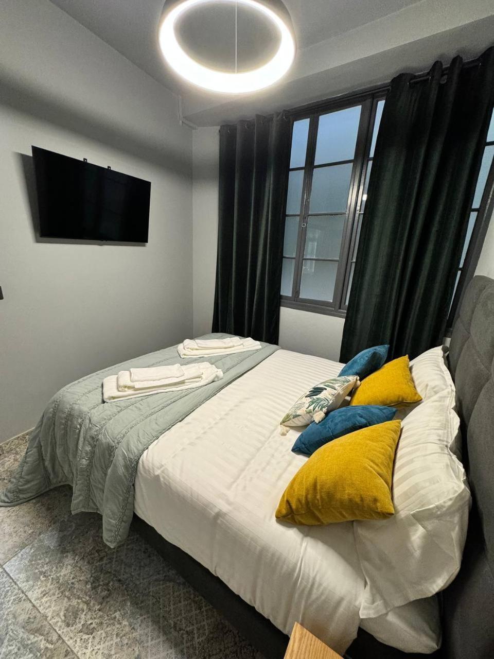 Alma De Malaga 2Br Stay With Art History & Comfort In The Heart Of The City Apartment