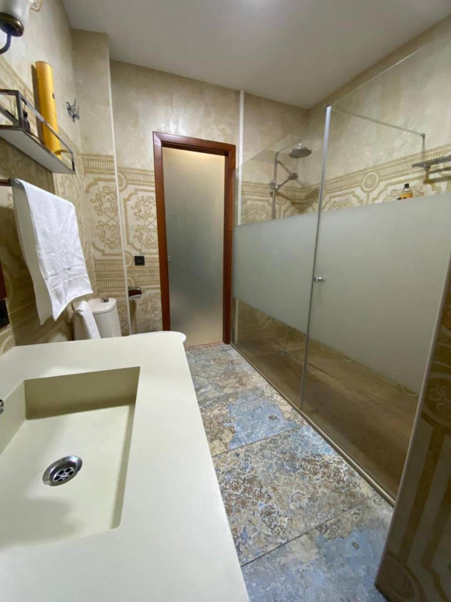 Alma De Malaga 2Br Stay With Art History & Comfort In The Heart Of The City Apartment *
