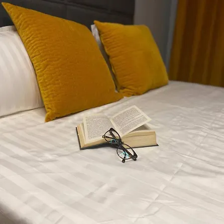Alma De Malaga 2Br Stay With Art History & Comfort In The Heart Of The City Exterior photo