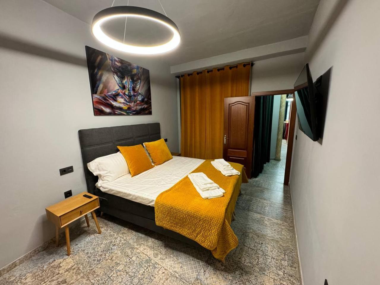 Apartamento Alma De 2br With Art History & Comfort In The Heart Of The Málaga