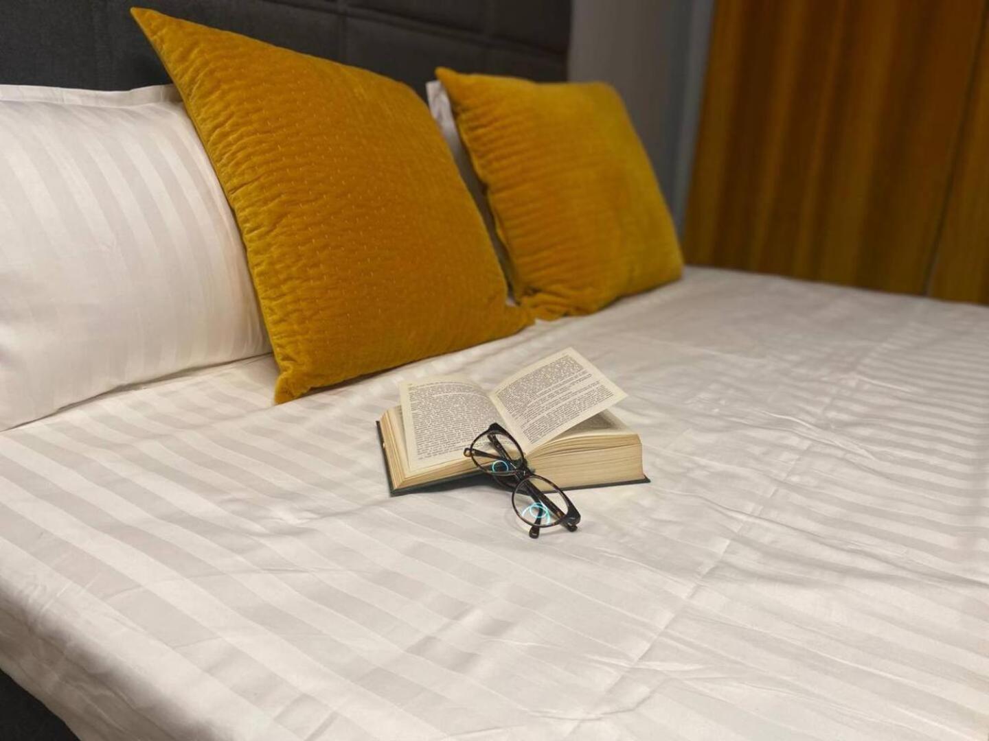 Alma De 2br With Art History & Comfort In The Heart Of The Apartamento Málaga