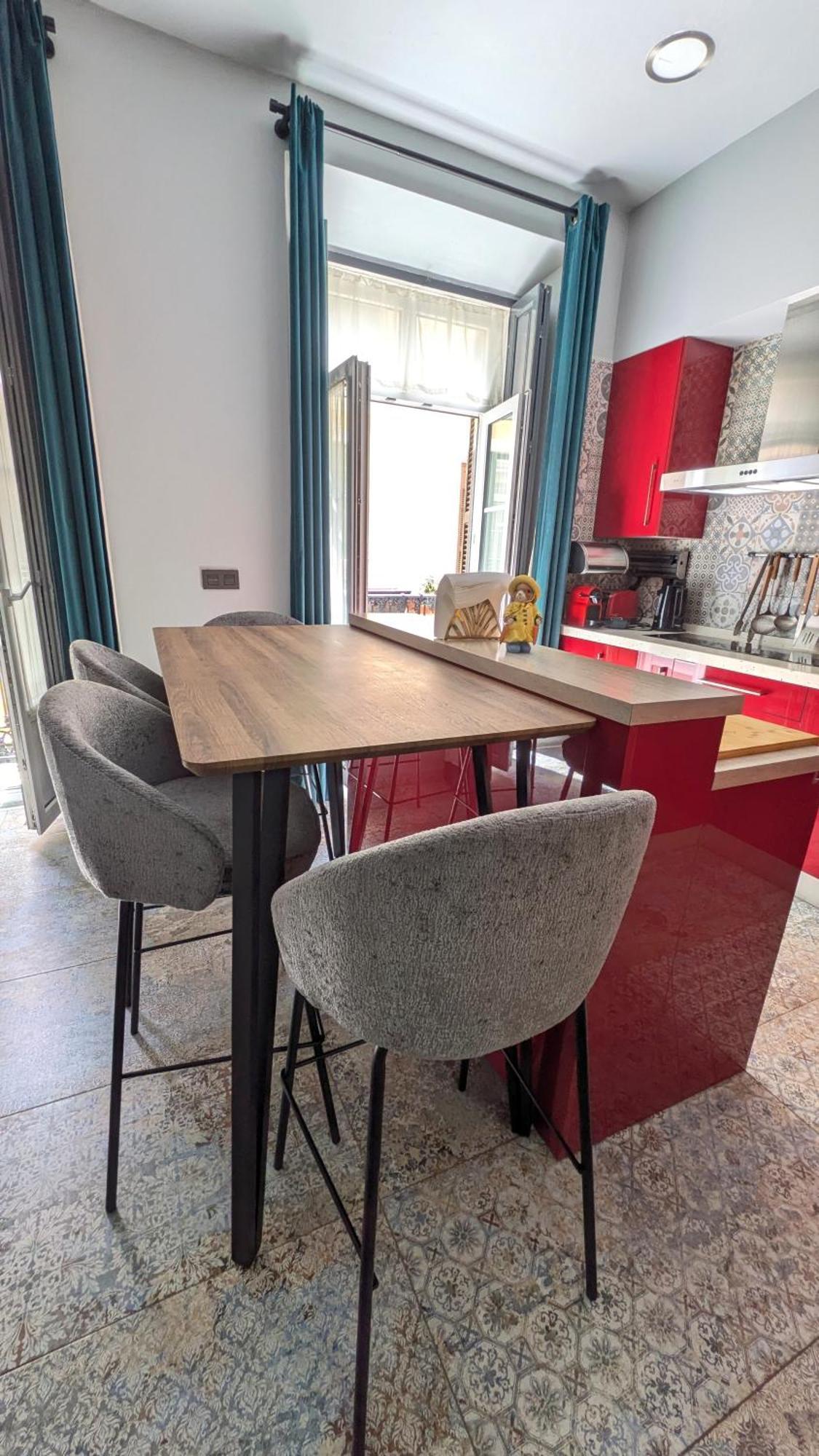 Apartamento Alma De 2br With Art History & Comfort In The Heart Of The